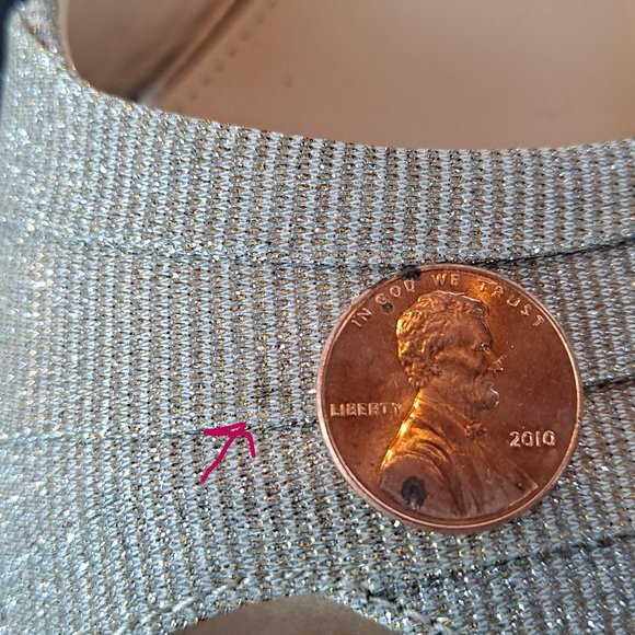 Nina New York Gold Metallic Wedge Shoe Peep Toe Size 8 - Picture 13 of 13